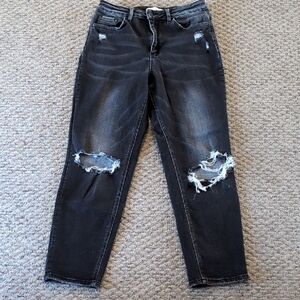 Vervet Stylish Black Distressed Women's Cropped Jeans